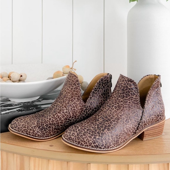 NWT Corky’s Leopard Print Booties size 8 - Picture 3 of 8